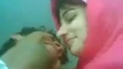 very Hot Pakistani Couple Kissing
