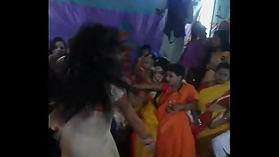 Mou Sexy Dance on Cousin\'s Wedding. Village Shelaidaha - Rabindranath Tagore Kuthibari