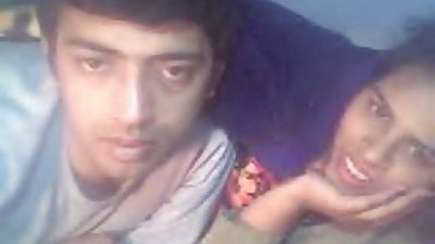 Indische amateur paar Webcam Sex zeigen
