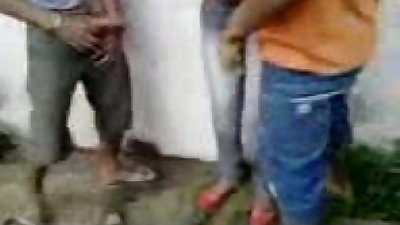 fsiblog - देसी कॉलेज छात्रों घर के बाहर मज़ा एमएमएस - भारतीय अश्लील वीडियो