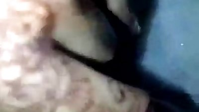 YouPorn - भारतीय चाची स्तन शो