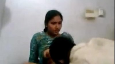 भारतीय लड़की लेखा गड़बड़ द्वारा उसके सींग का बना हुआ साथी के साथ स्पष्ट मलयालम ऑडियो