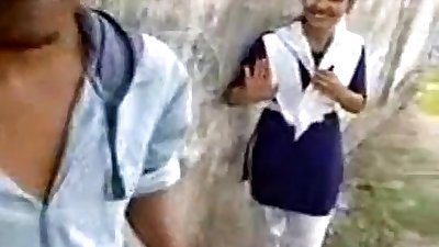 Indian school girl with hot kiss in outdoor - XVIDEOS.COM
