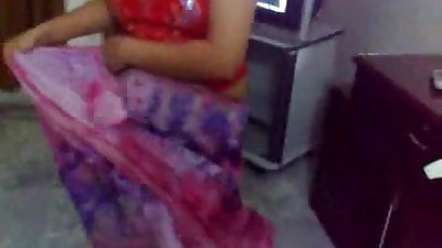 Hungry desi aunty fucked by her lover raheel