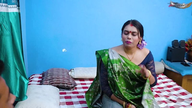 Fucked the sister-in-law who gave bad milk on the pretext of asking for water, when she was alone at home.