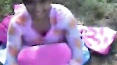 Booby South Indian girl fucked in the open MMS