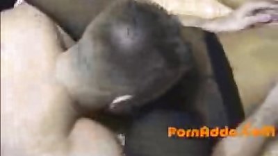 भारतीय बेब लैला उर्फ मैंडी - कमबख्त में काले मोज़ा
