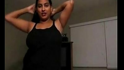 unthinkably horny indian wife is a blowjob queen (CAMxxWEB.com)
