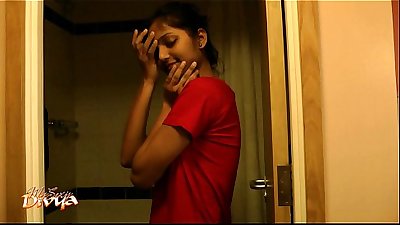 hot sexy indian amateur babe divya in shower