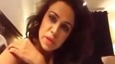 Pakistanische TV Anker Sofia Sex Skandal
