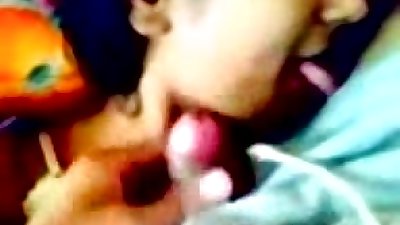 indyjski Kobieta dając Sex oralny podczas Miesiąc miodowy