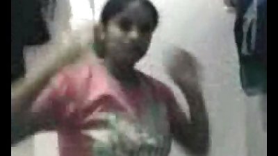 Desi college girl home made fun with her cousin mms - low qaulity