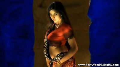 멋진 인도 댄서 섹시한중년여성